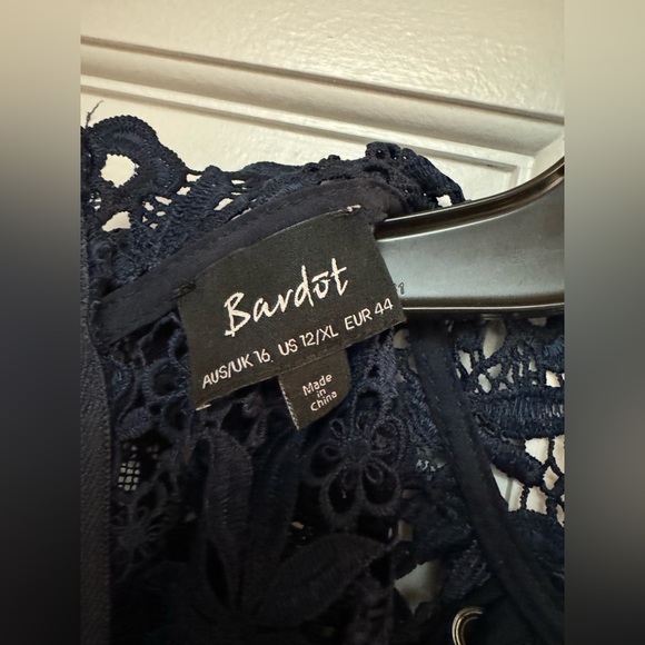 Bardot Paris Lace Body-Con Dress - Picture 3 of 3